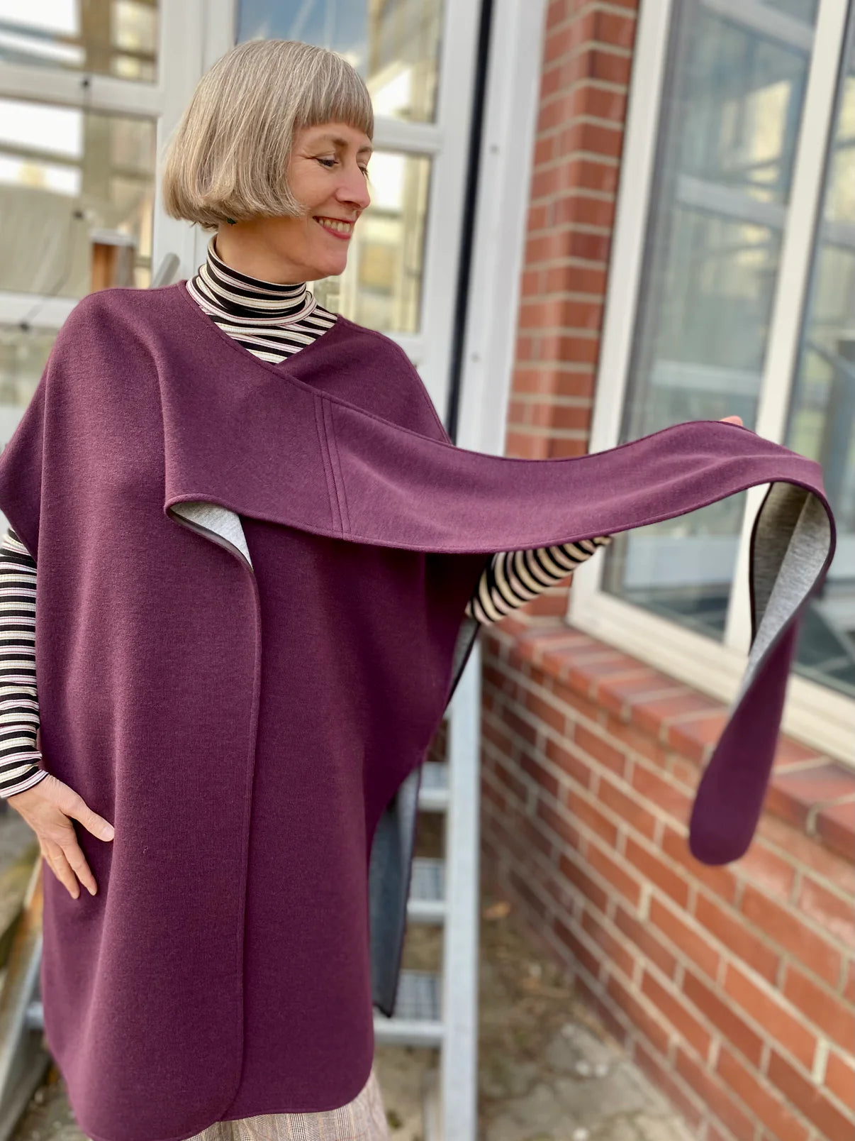 Papierschnittmuster Cape Brixen