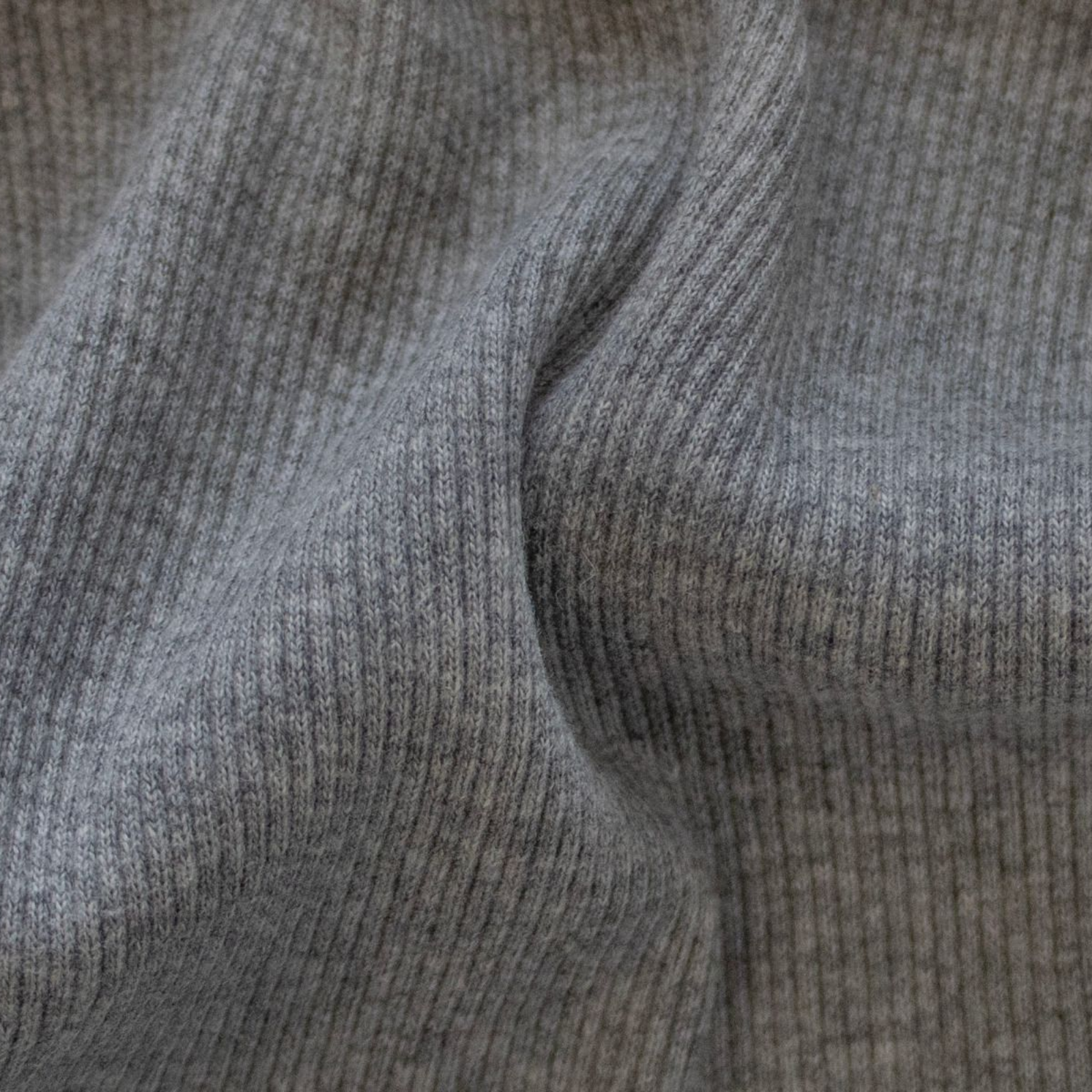 Geripptes_Buendchen_im_Schlauch_-_uni