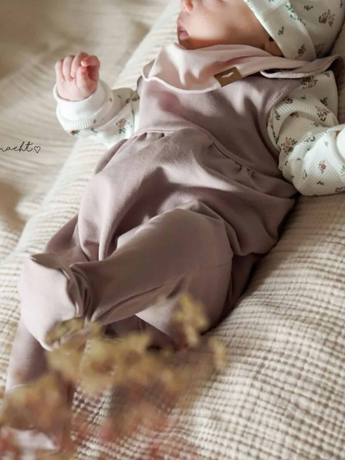 Papierschnittmuster - Happy Baby Strampler