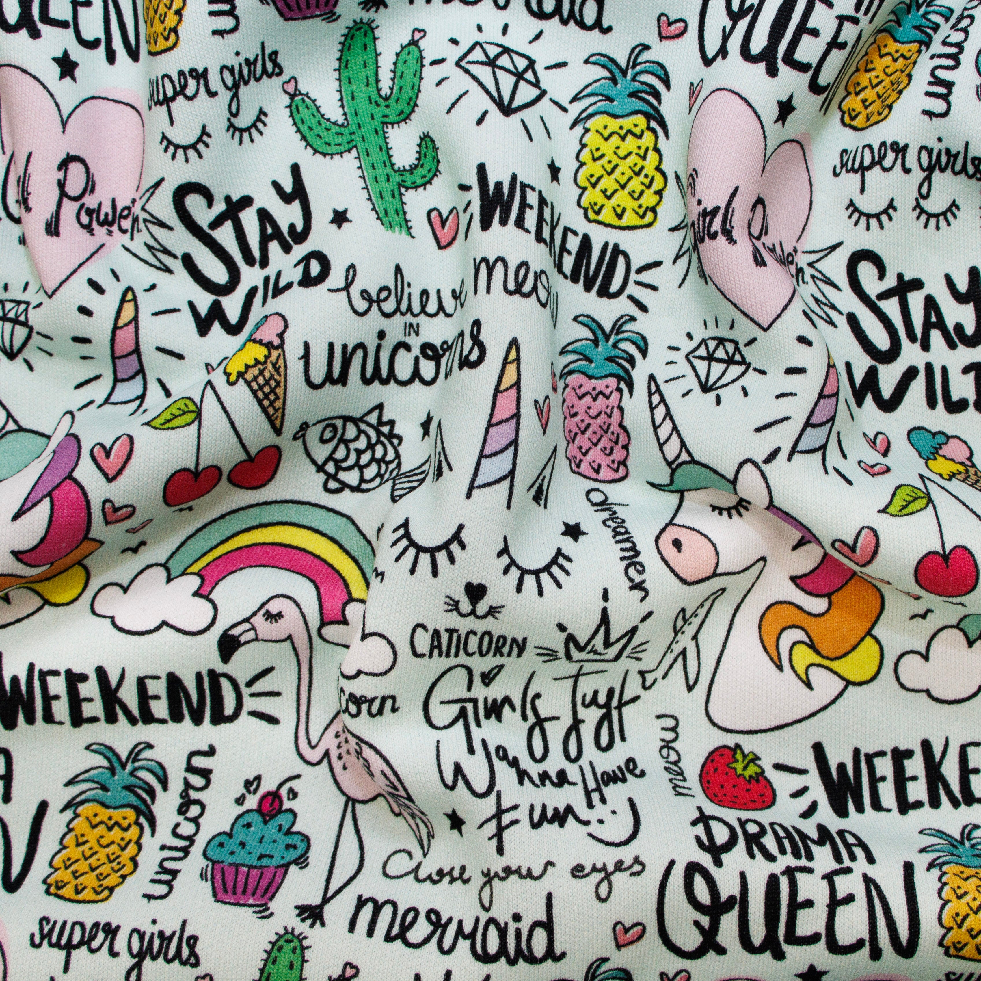 Angerauter Sweat Fräulein von Julie - Einhörner und Schriftzüge - helles mint