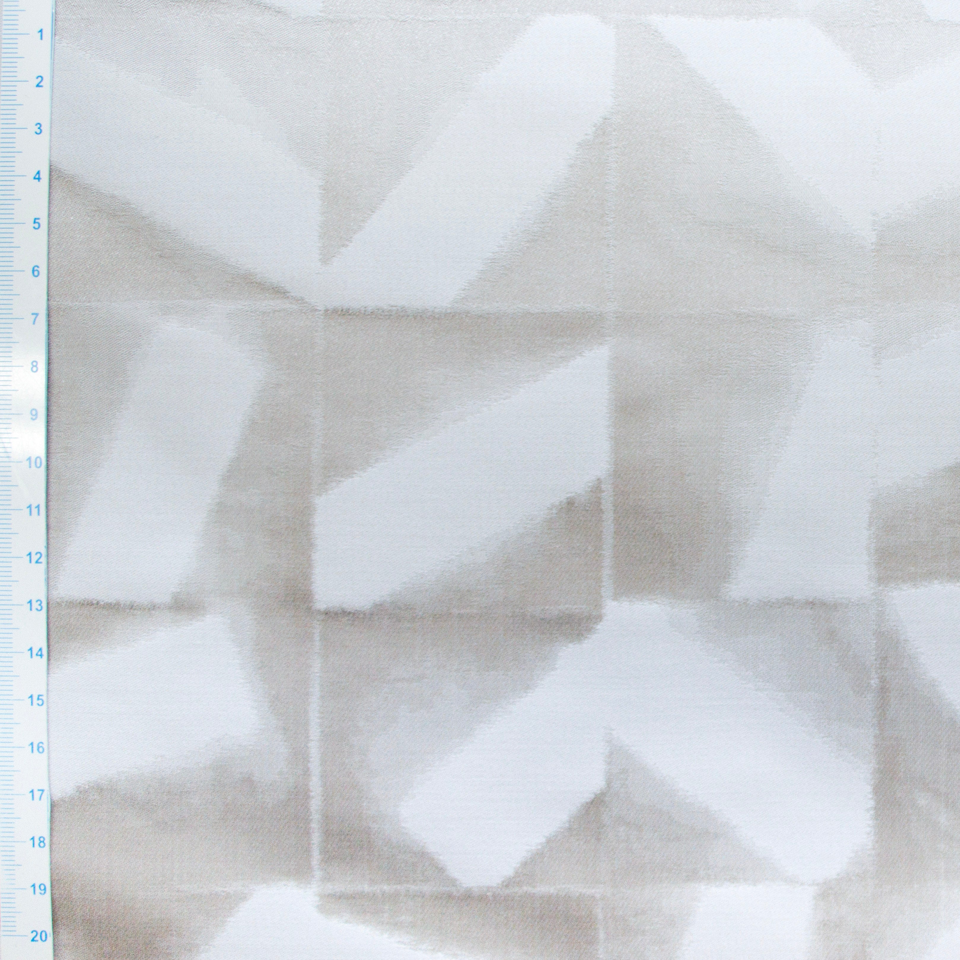 Dekostoff mit reiner Seide - Grafisches Muster