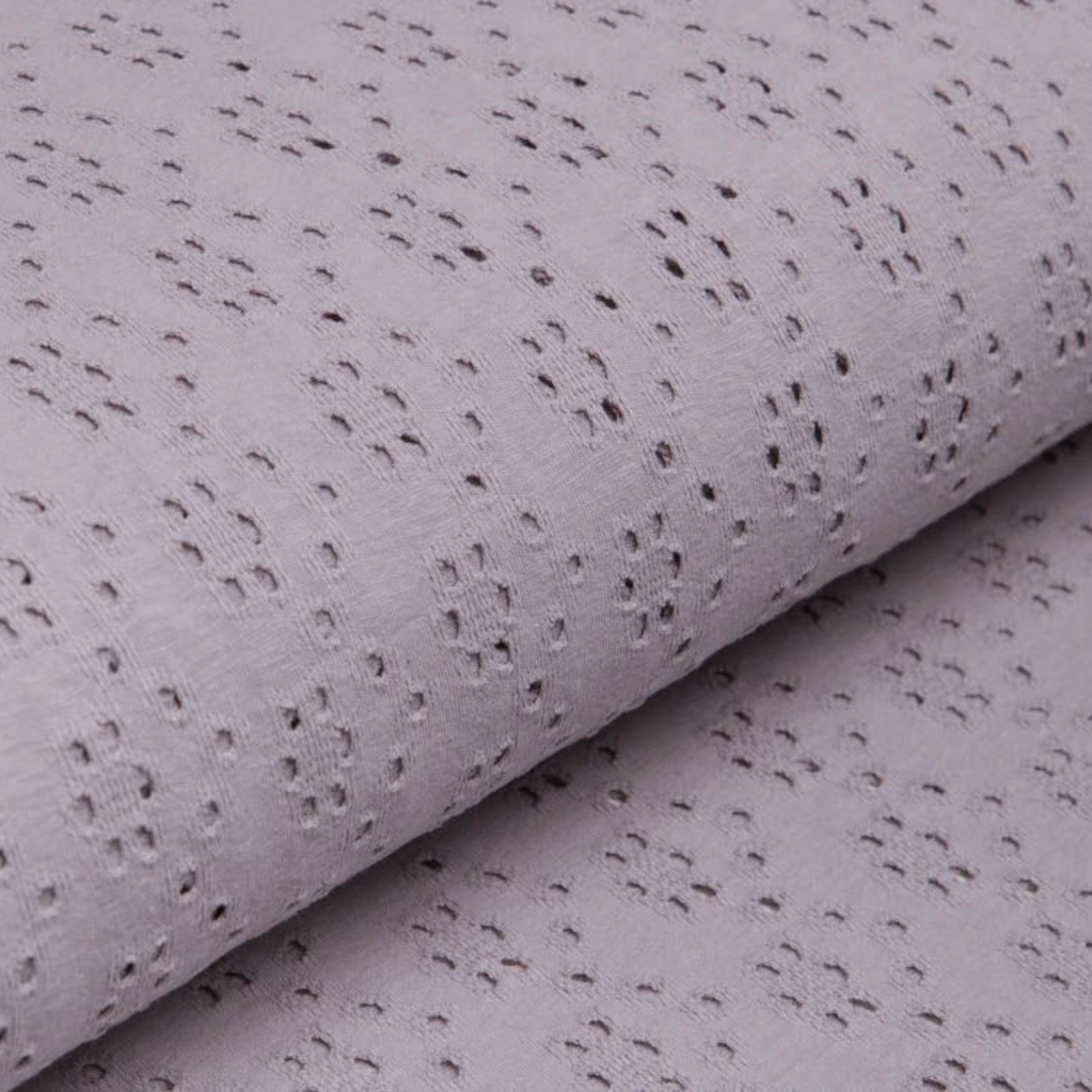 Jersey_mit_Lochstickerei_Broderie_-_Blumen