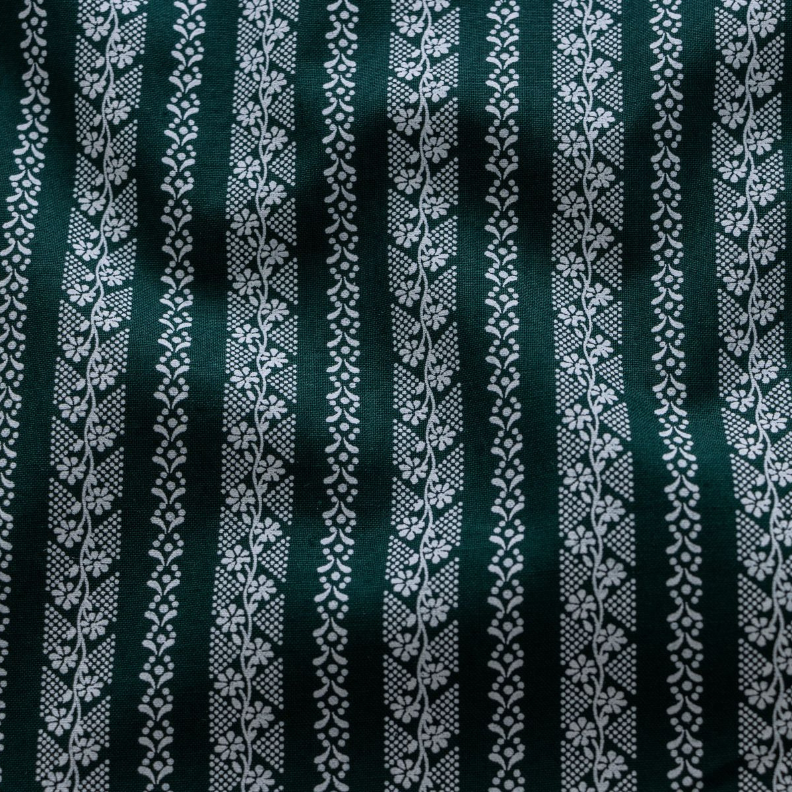 Webware Baumwolle Renforcé mercerisiert für Trachten - florale Streifen