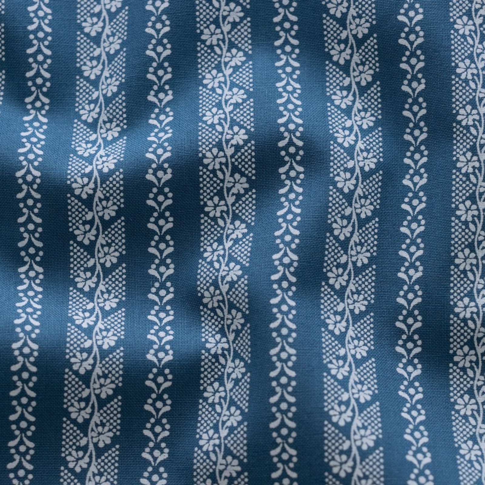 Webware Baumwolle Renforcé mercerisiert für Trachten - florale Streifen