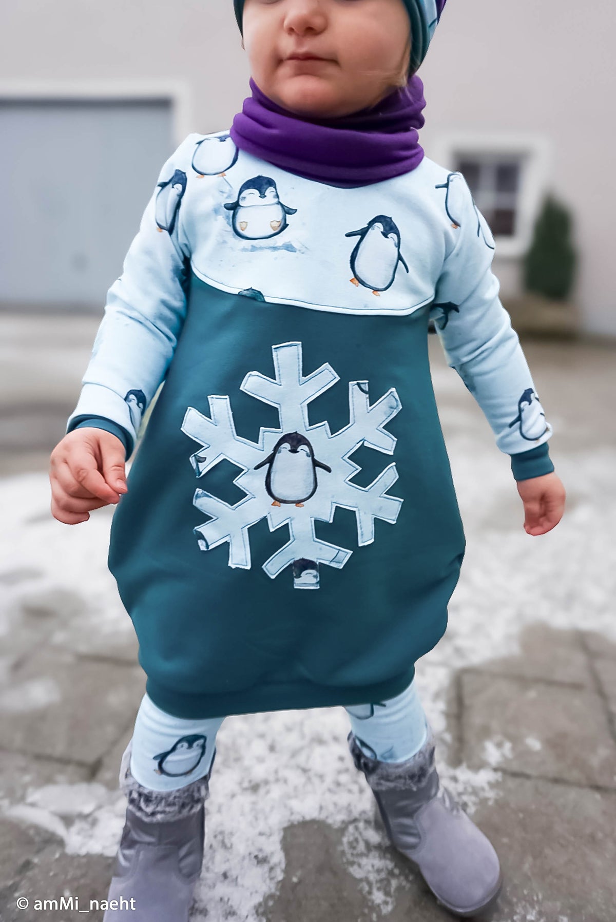 French Terry Swafing - Arctic by Christiane Zielinski - Pinguine - hellgrau