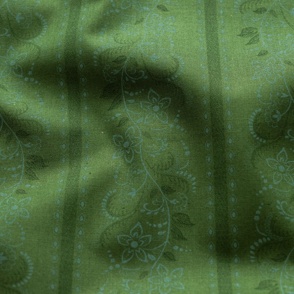 Webware Baumwolle Renforcé mercerisiert für Trachten - Blumenranken - grasgrün