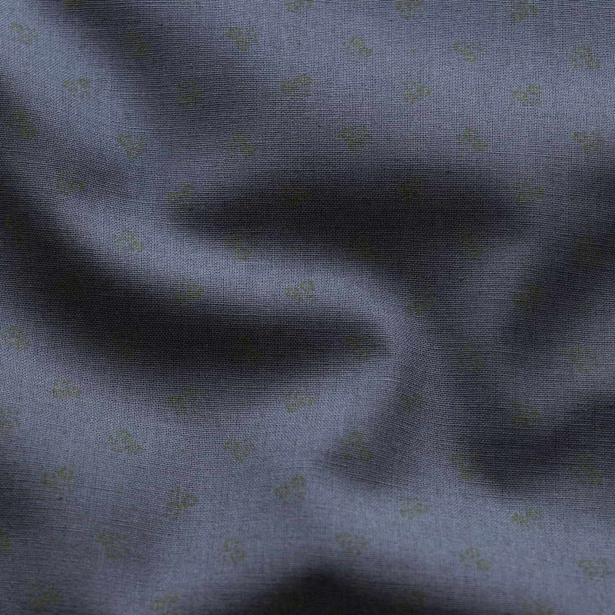 Webware Baumwolle Renforcé mercerisiert für Trachten - Streublumen - grau