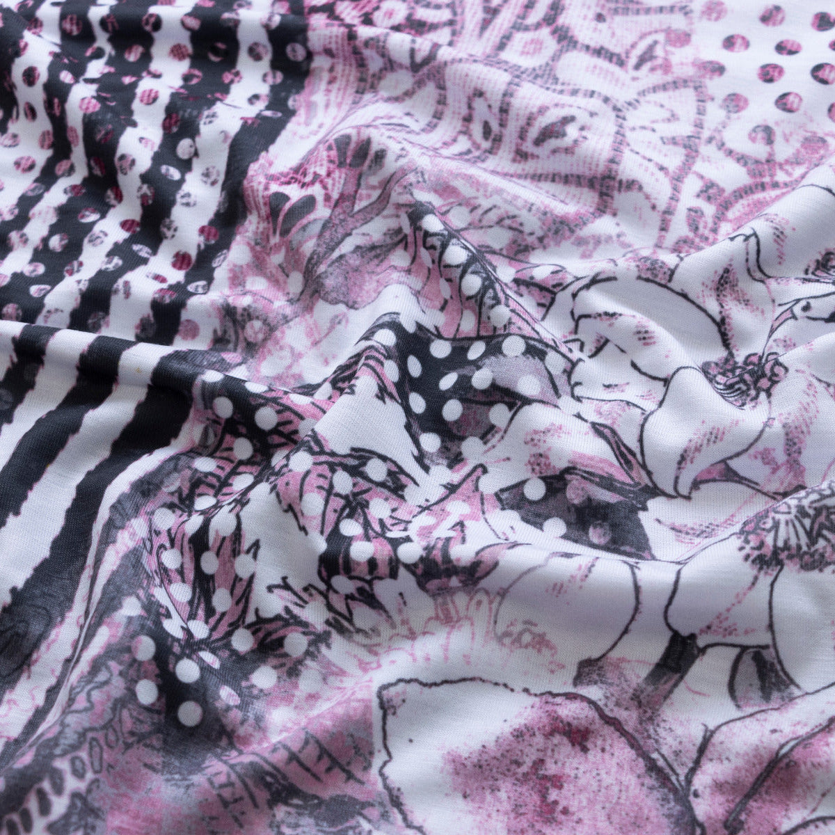 Jersey Digitaldruck - Blumige Ornamente - Weiß - Rosa