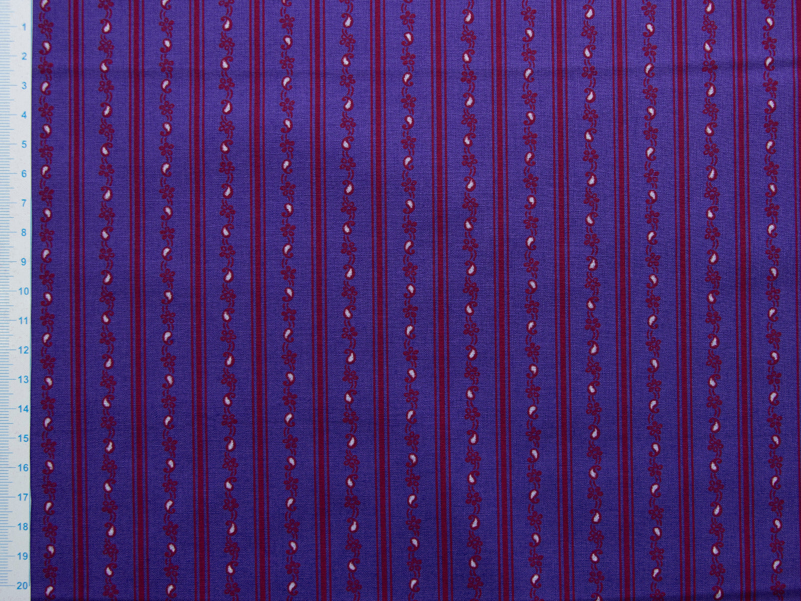 Webware Baumwolle Renforcé mercerisiert für Trachten - Streifenmuster Mini-Paisley - lila