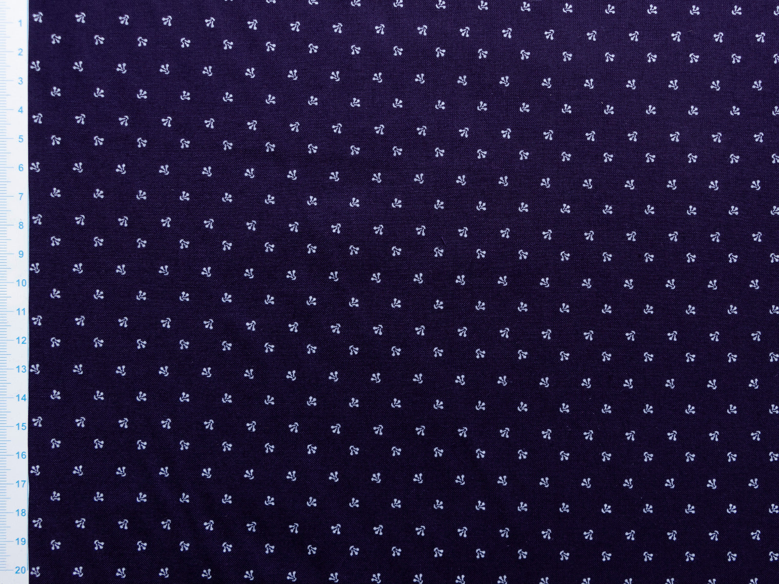 Webware Baumwolle Renforcé mercerisiert für Trachten - Mini-Kronen - dunkles lila