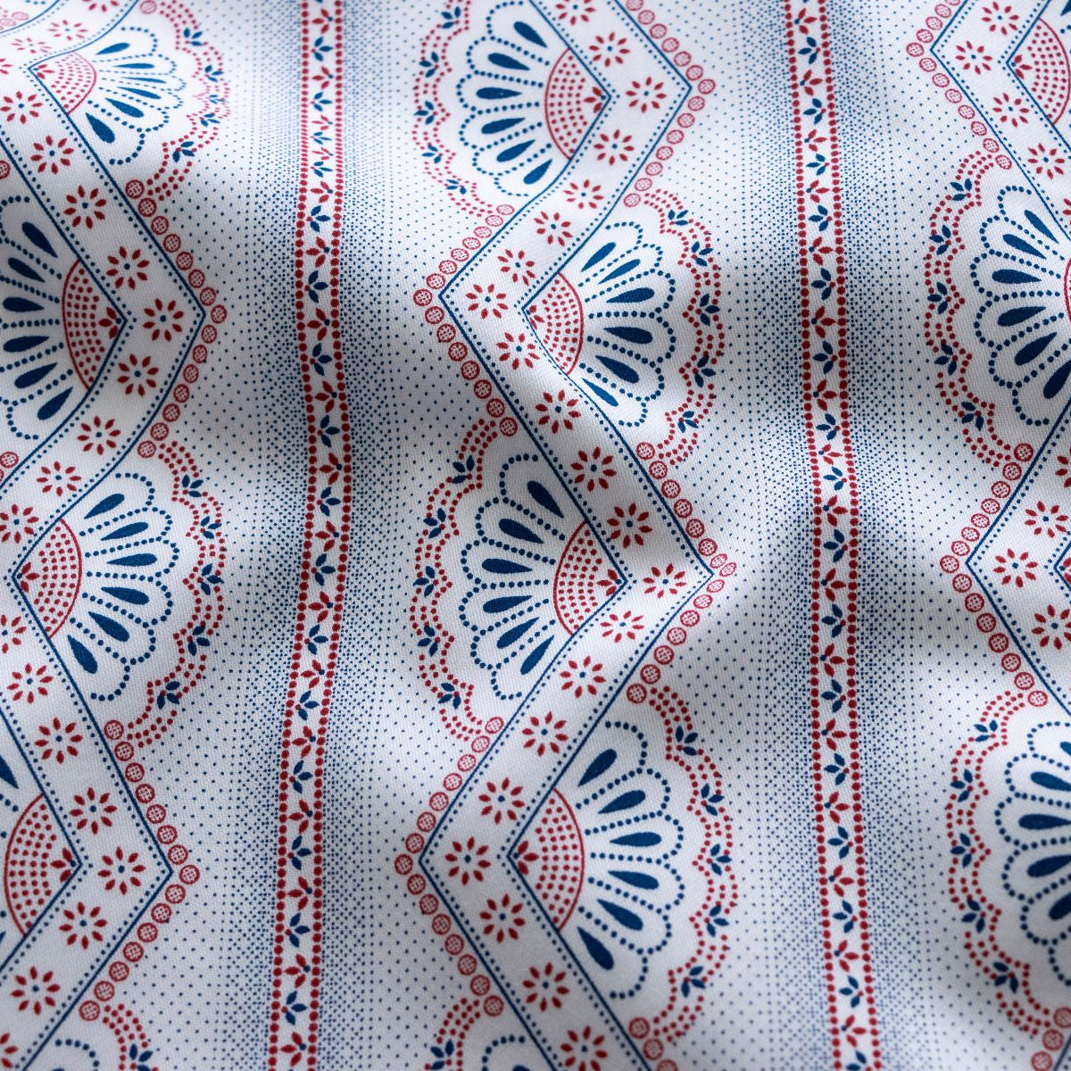 Webware Baumwolle Renforcé mercerisiert für Trachten - Ornamentstreifen - weiß