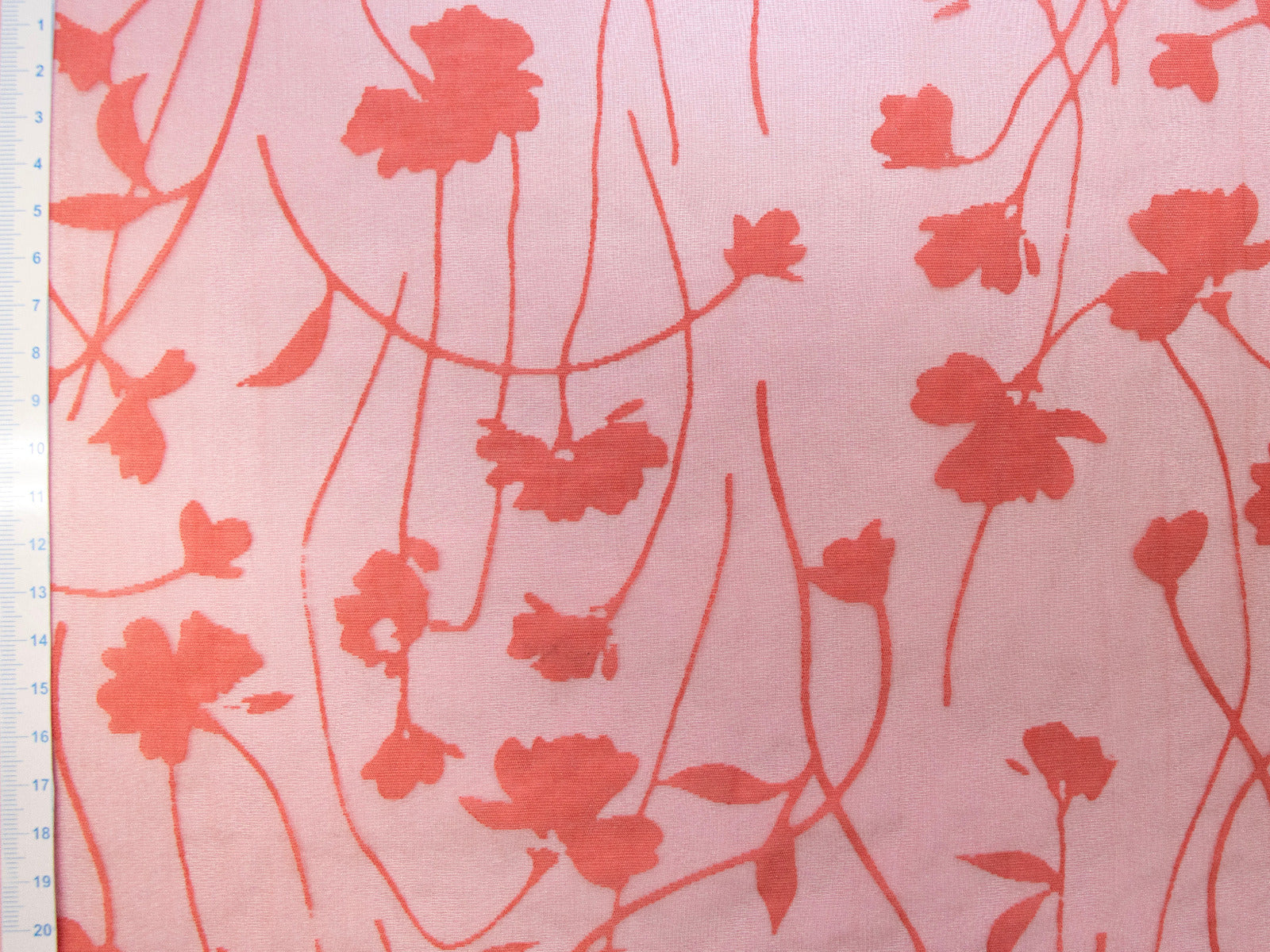 Organza gewebtes Muster - Designerstoff aus Spanien - pink