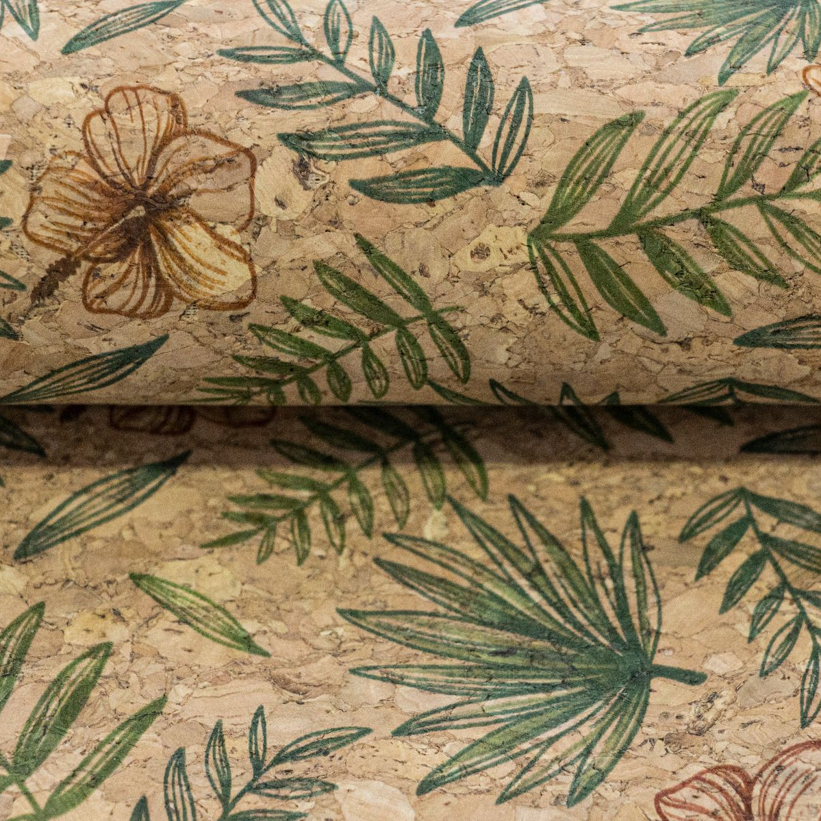 Kork Coupon ca. 50 cm x 65 cm - Palmenblätter und Hibiskusblüten