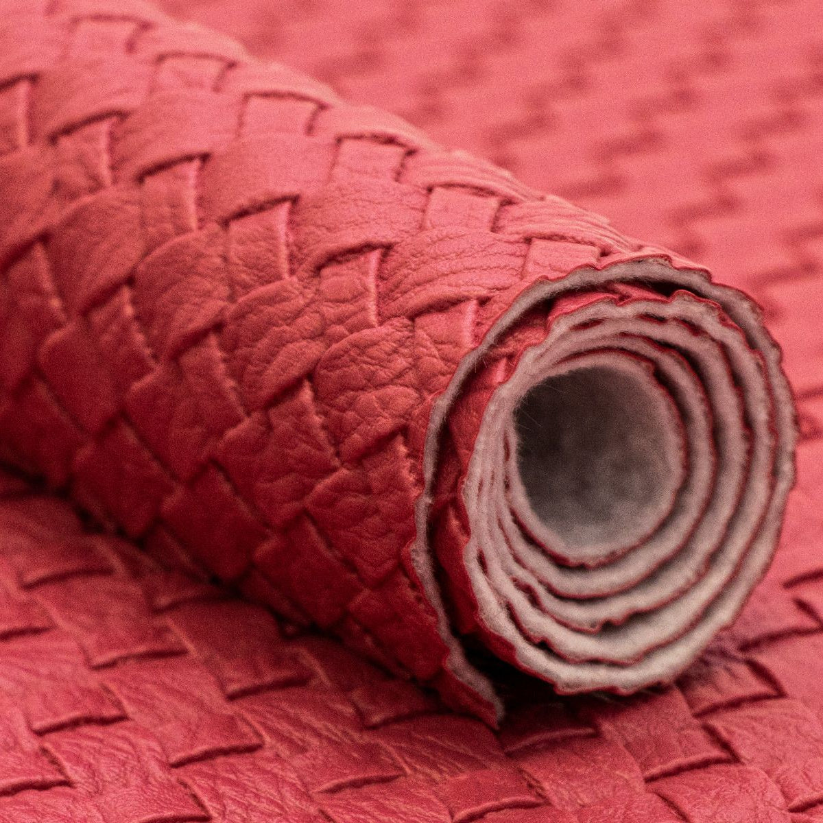 Kunstleder Swafing Beatrice Coupon ca. 50 cm x 70 cm - Flechtmuster