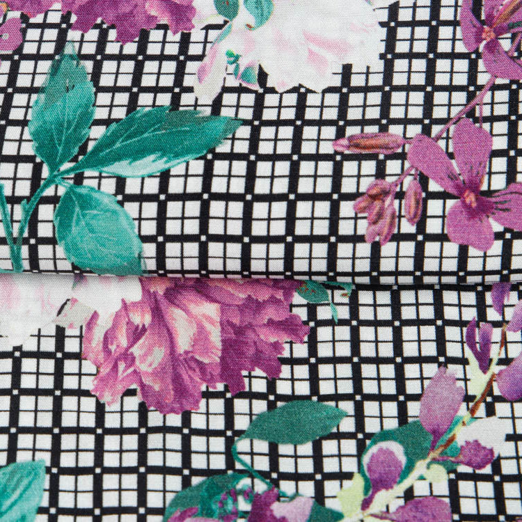 Webware Viskose - Pfingstrosen auf Karos - weiß