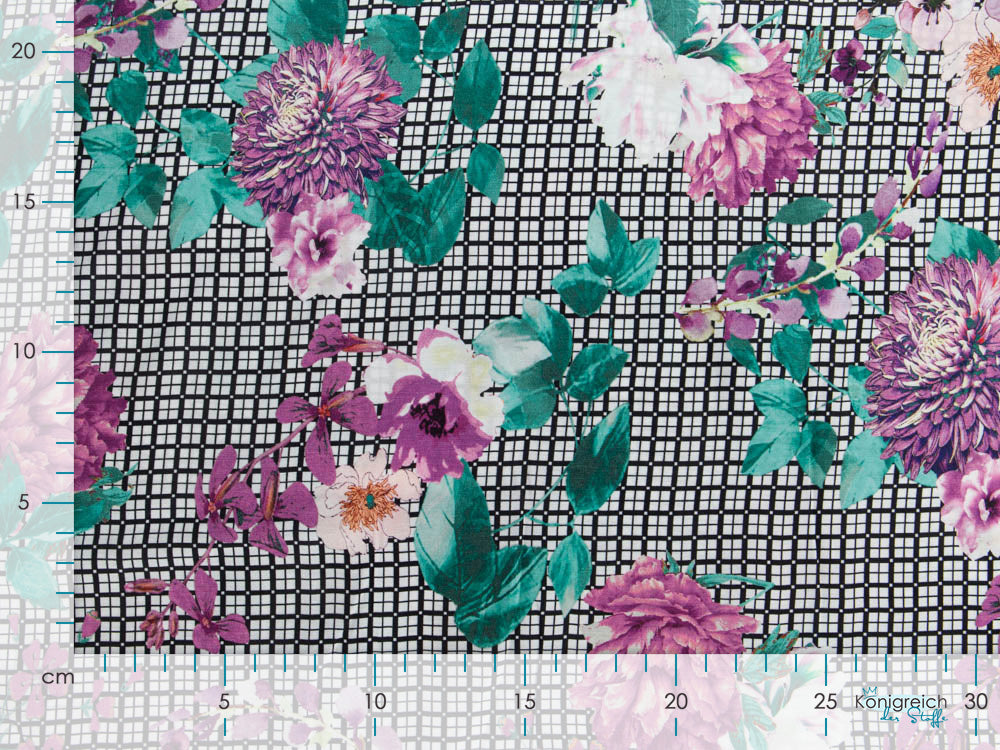 Webware Viskose - Pfingstrosen auf Karos - weiß