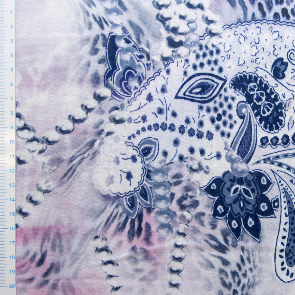 Jersey - Perlenschnüre und Paisleymuster - weiß & blau