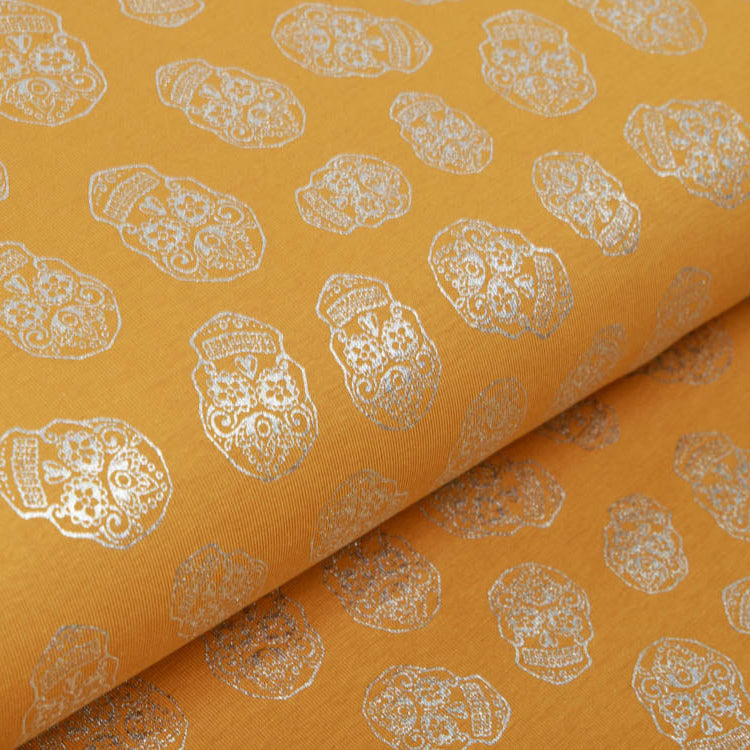 Jersey mit Foliendruck - geblümte Totenköpfe