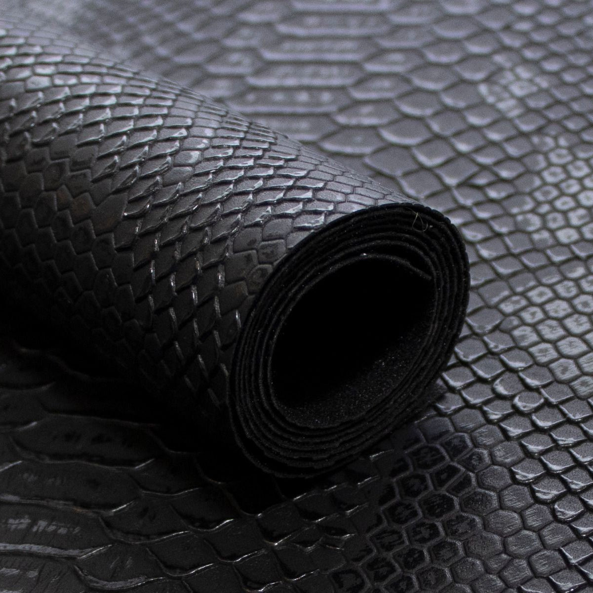 Struktur Kunstleder Coupon ca. 50 cm x 70 cm - Reptiloptik