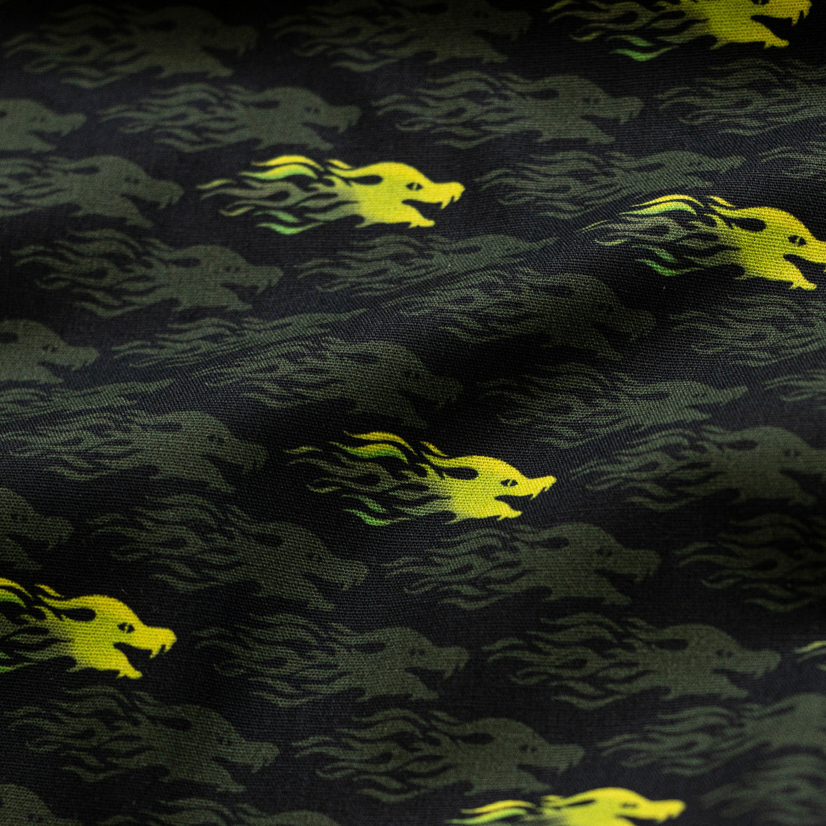 Webware Baumwolle Swafing Mystic Dragons by Steinbeck - schwebende Drachenköpfe - schwarz