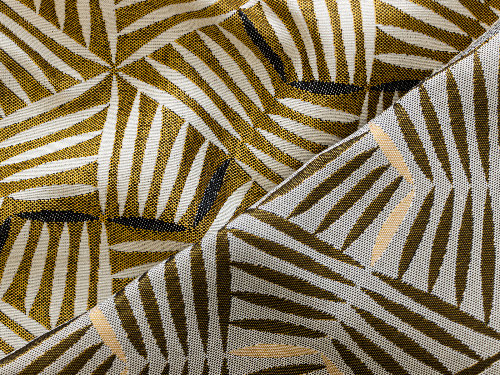 Gewebter Jacquard Dekostoff Doubleface Kalbarri - blättrige Zweige - braun