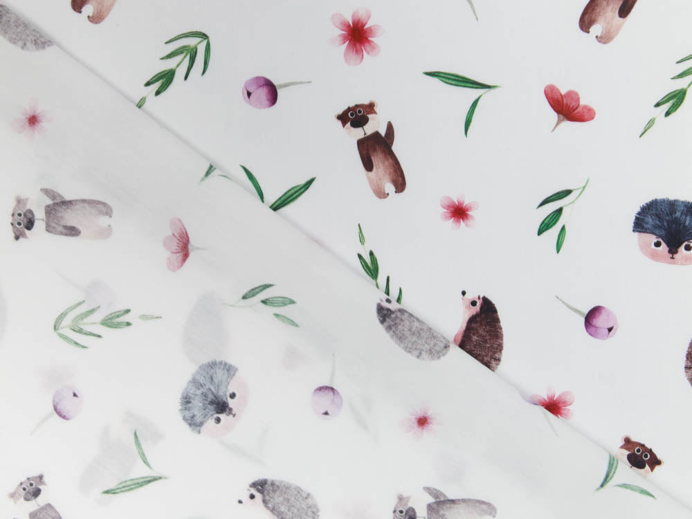 Webware Baumwolle Popeline Digitaldruck Mix Finn Snoozy - Bären und Igel - weiß