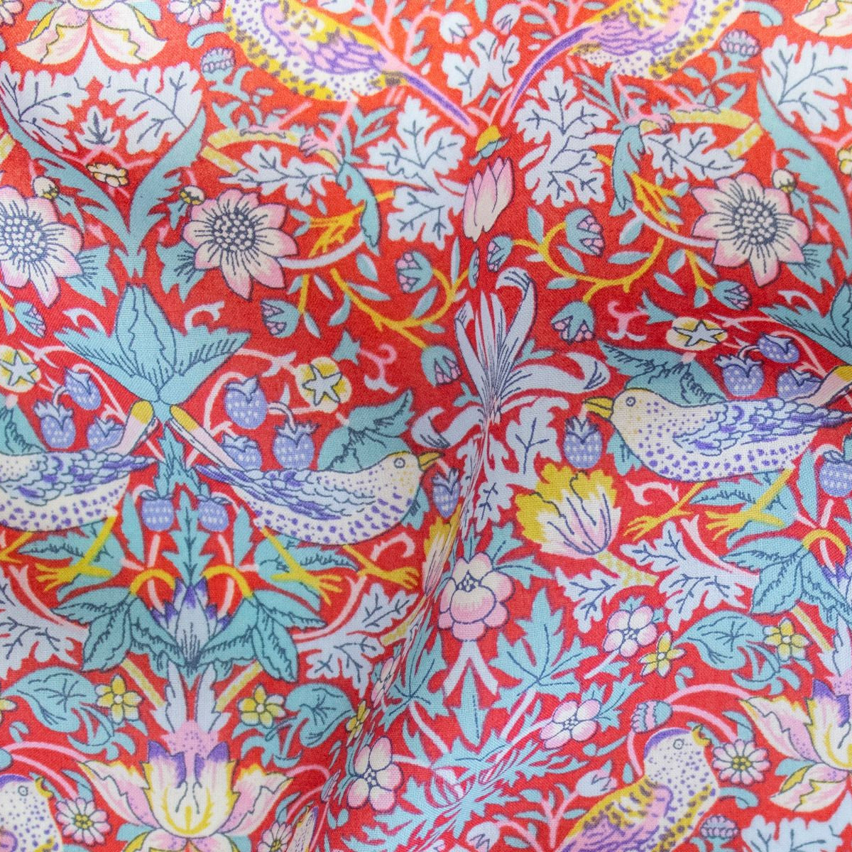 Bio-BW gewebt-Tana Lawn™-seidenartig-luxuriös - Liberty Fabrics - Strawberry Thief - rot