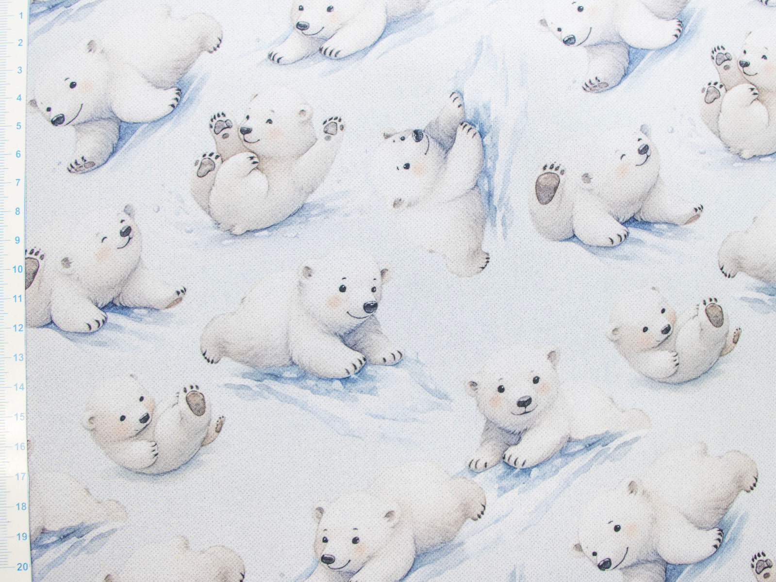 Jackenstoff mit Fleece - Innenseite Digitaldruck - süße Eisbären - hellblau