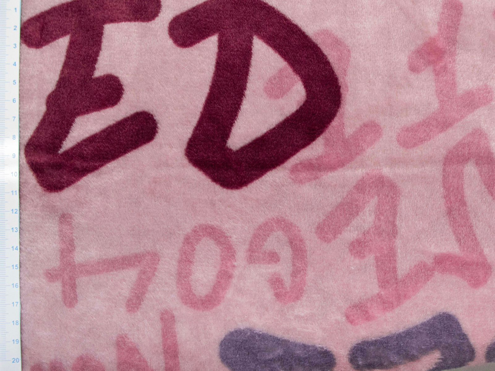 Kuschliger Fleece - Schriftzüge