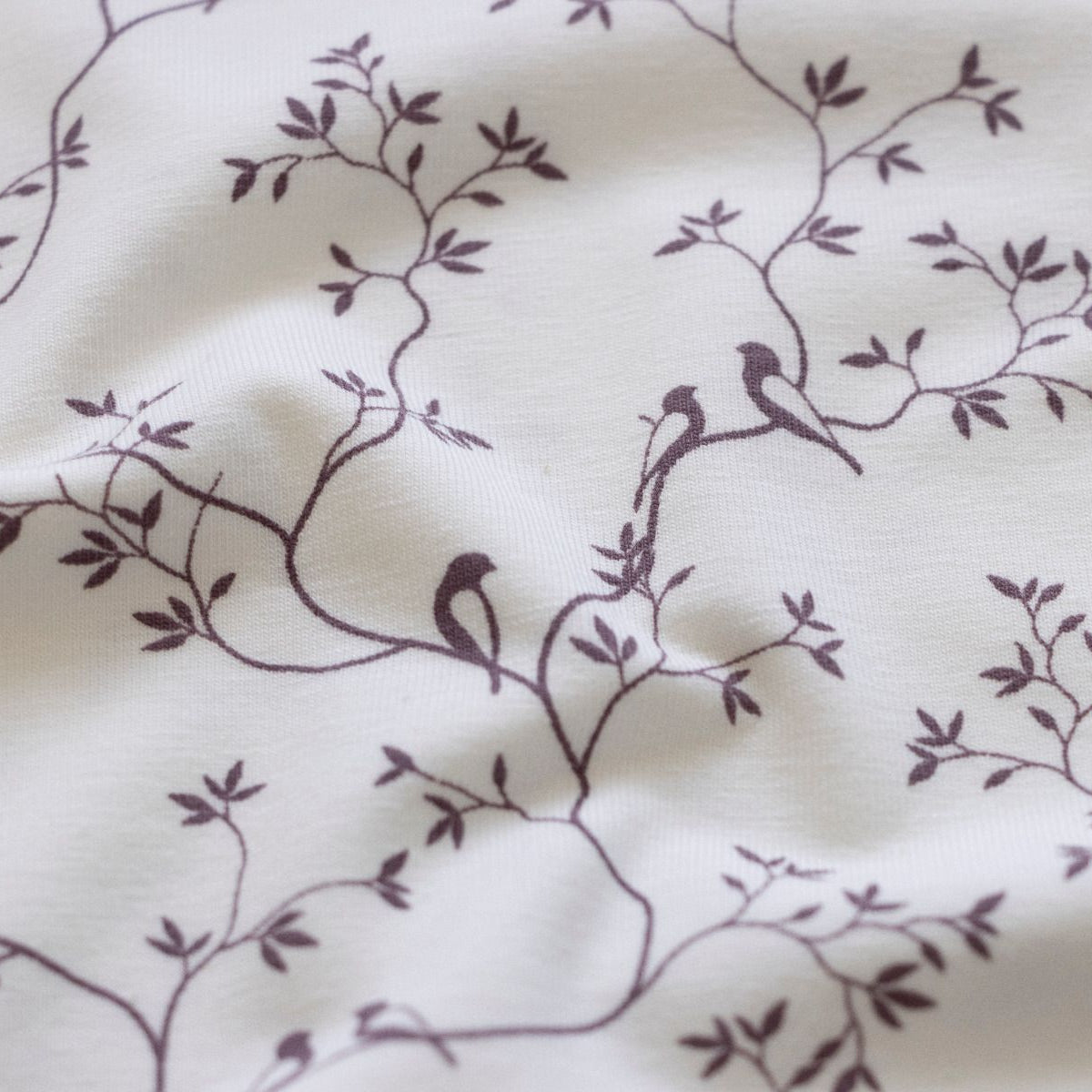 Jersey - Vögel auf Ästen - wollweiß