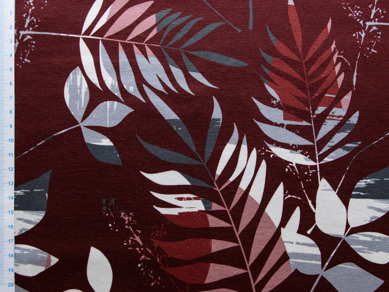 Jersey Swafing Theo - große Farnmotive - bordeaux