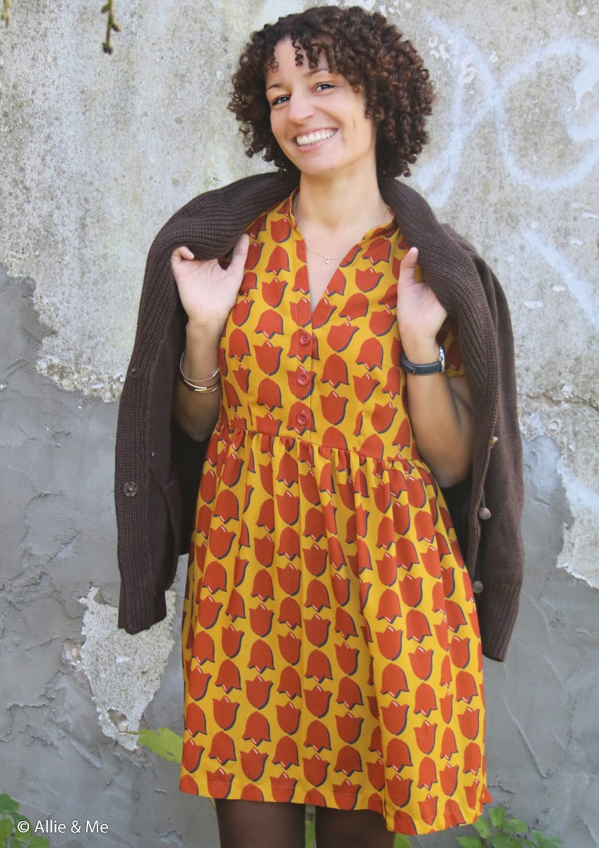 Webware Viskose Swafing #lovelyfavs Glowing Retro Tulip by Cherry Picking - 3D Tulpen