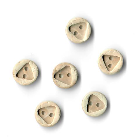Runder Kokosnuss-Knopf - 6 Stück 13 mm - Dreieck - holzfarben
