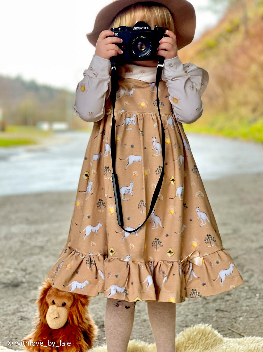 Jersey Swafing Australien by Christiane Zielinski - hüpfende Kängurus