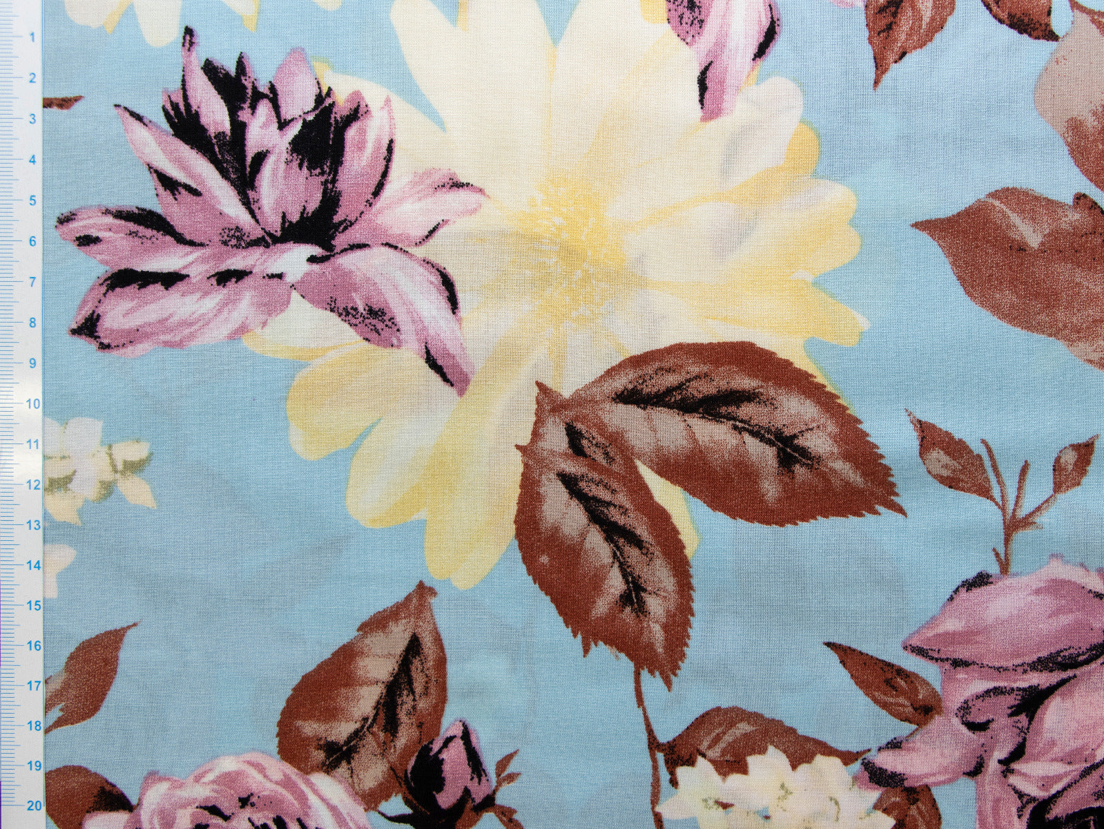 Webware Viskose - Wildrosen - blau