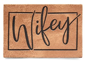 Jessy Sewing Kunstleder-Label "Wifey" - braun