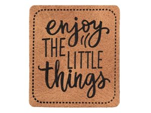 Jessy Sewing Kunstleder-Label mit aufgedruckter Nähnaht - "Enjoy the little things" - braun