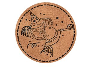 Jessy Sewing Kunstleder-Label mit aufgedruckter Nähnaht - "Birthday Girl" - braun