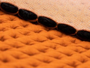 Hochwertiger dreidimensionaler Designer-Bezugsstoff - uni orange
