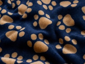 Wellnessfleece - Pfotenabdrücke - marineblau