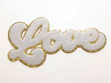Patch / Aufbügler Chenille - Love mit Goldrand - weiß