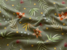 Jersey - Sternblumen und Blätter - altgrün