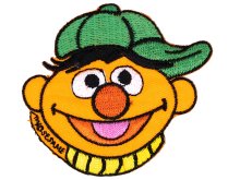 Applikation zum Aufbügeln Sesamstraße - Ernies Kopf mit Mütze ca. 65mm x 65mm - orange