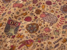 Kork Coupon 50 cm x 65 cm - Eulen und andere Tiere auf Blumenwiese