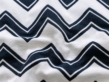 Jacquard gewebt - Polster-, Deko- u. Taschenstoff - Chevrons - grau