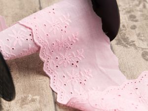 Spitze Broderie Baumwolle ca. 90mm - Blumen und Blätter - rosa