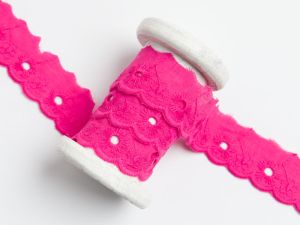 Spitze Broderie Baumwolle ca. 25mm - Blumen - pink