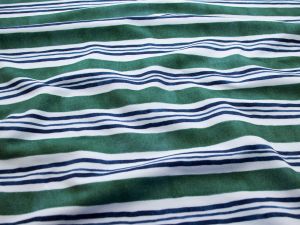 Leicht angerauter Sweat  - Streifen - grün - blau