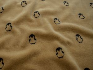 Nicki  - Pinguine - karamell