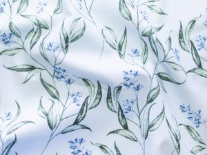 Webware Baumwolle Gütermann ring a roses - Blätter und Blumen - hellblau